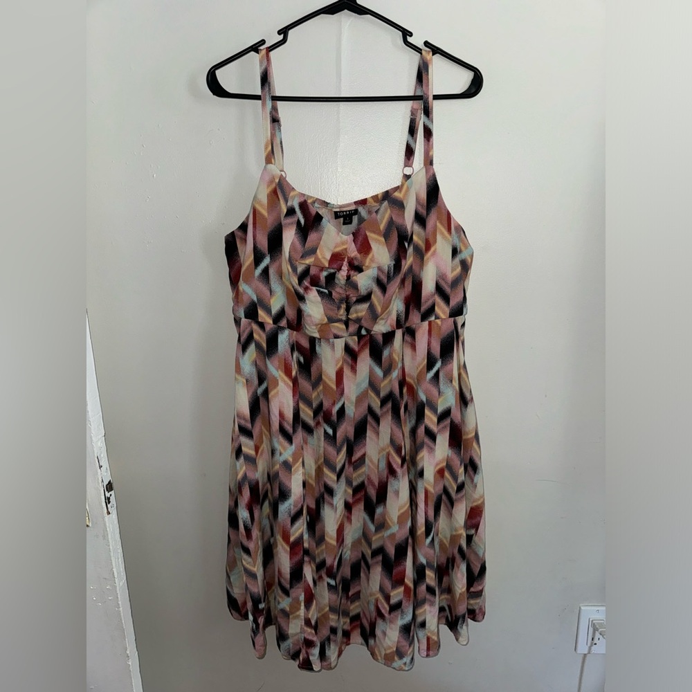 Torrid Mini Challis Skater Dress in Chevron Size 1X - Picture 2 of 6